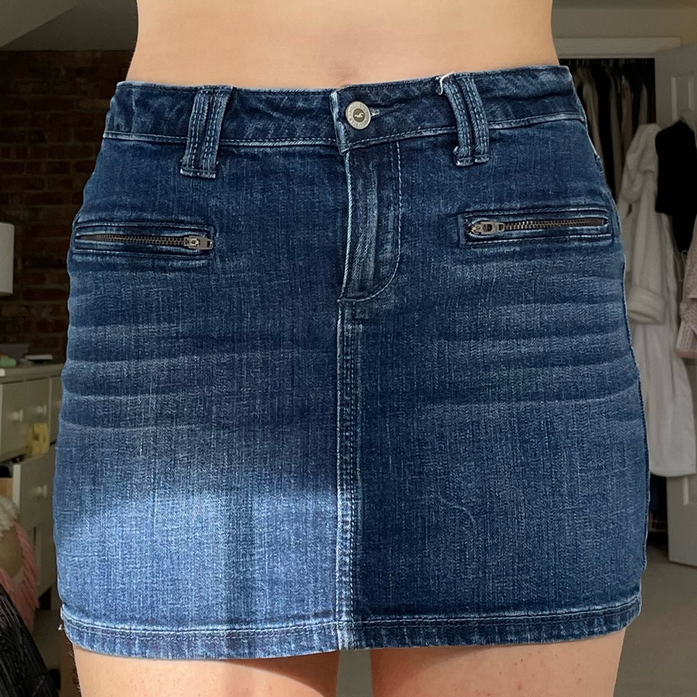 Hollister Denim Mini Skirt - Picture 2 of 6